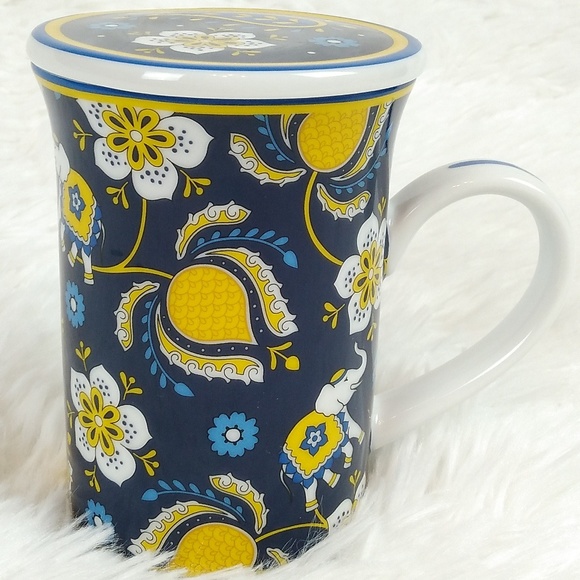 Vera Bradley Other - Vera Bradley Retired Ellis Blue Tea Cup With Lid